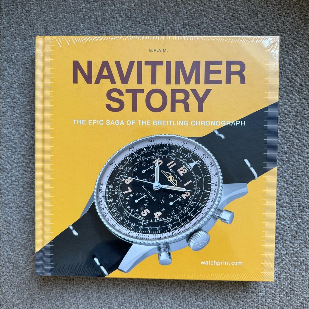 BRAND NEW Breitling Navitimer Book - Picture 2 of 3